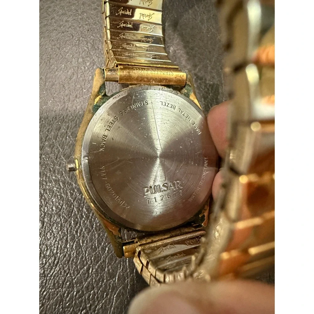 Vintage Pulsar Gold Tone Quartz Watch Date Window Speidel Band‎ V147-8020